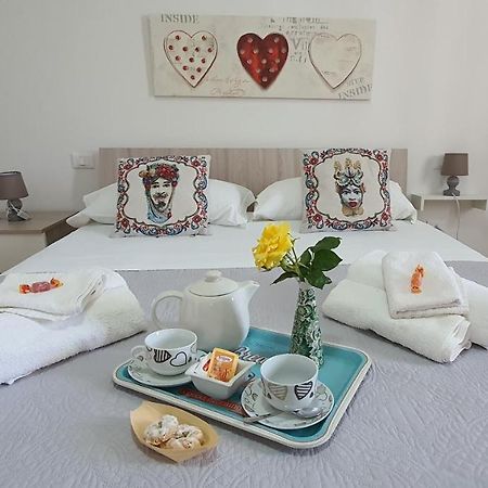 A Casa Di Coso B&B Marsala Bagian luar foto