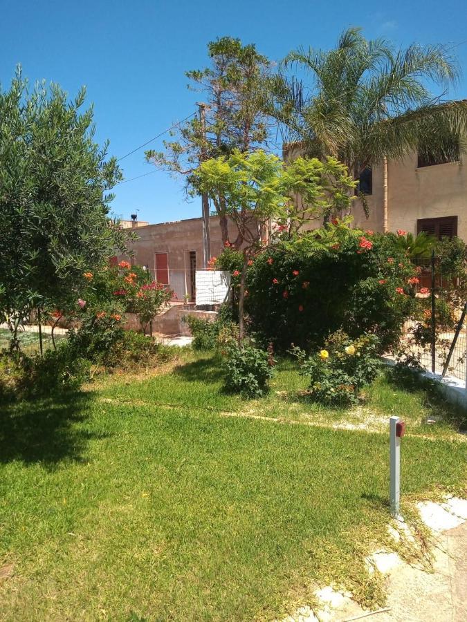 A Casa Di Coso B&B Marsala Bagian luar foto